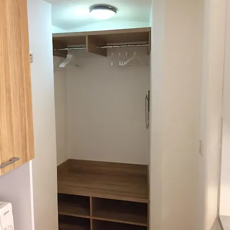 Apartment Next To Charles Bridge 200 M *